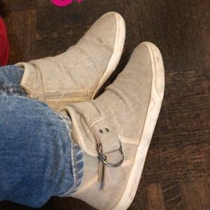 Keds shoes, from Brazil.